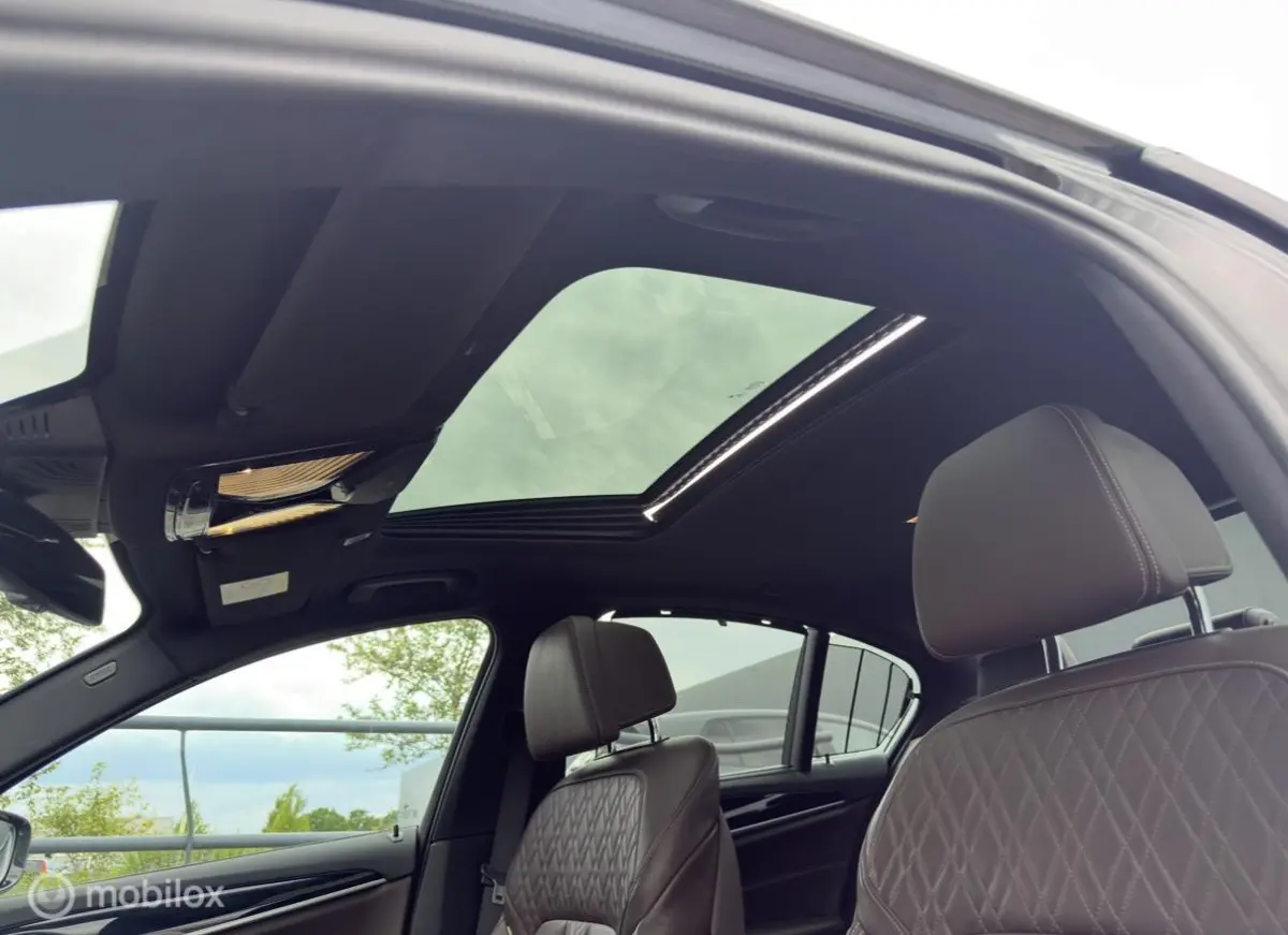 530i M-Sport xDrive High Executive Softclose