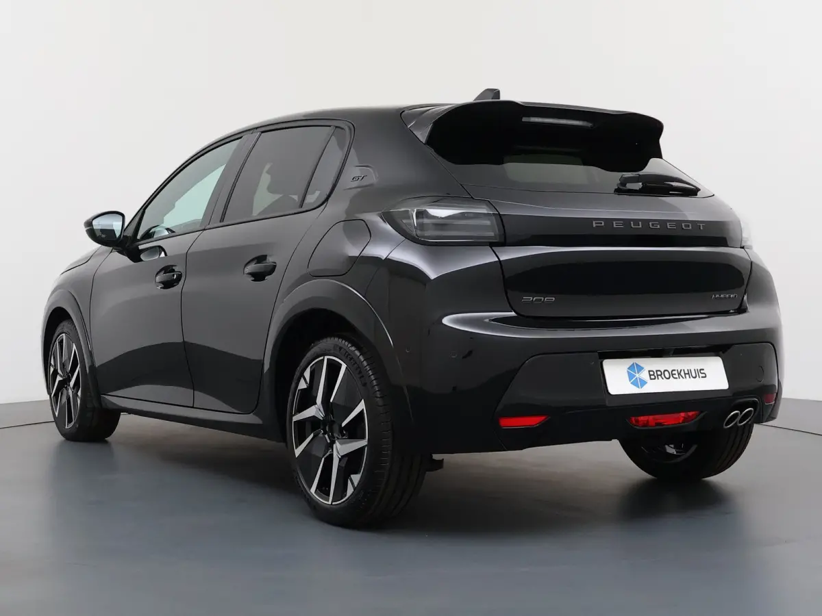 GT | Elektrische parkeerrem | Extra getinte achterste zijruiten en achterruit | Extra getinte achterste zijruiten en achterruit
