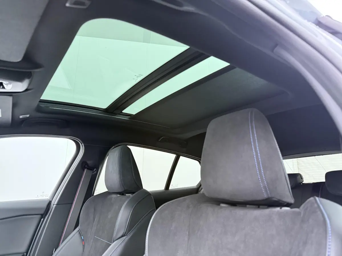 120 | M-Sport Pro | Harman Kardon | Panoramadak | Adaptive Cruise