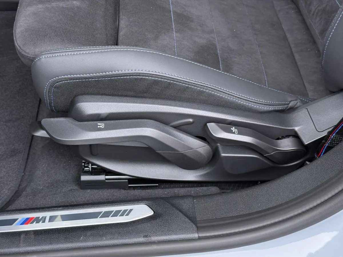 120 | M-Sport Pro | Harman Kardon | Panoramadak | Adaptive Cruise