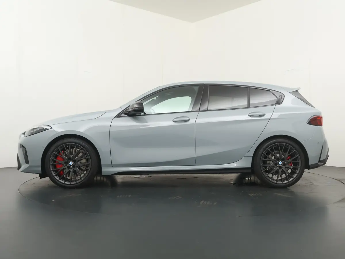 120 | M-Sport Pro | Harman Kardon | Panoramadak | Adaptive Cruise