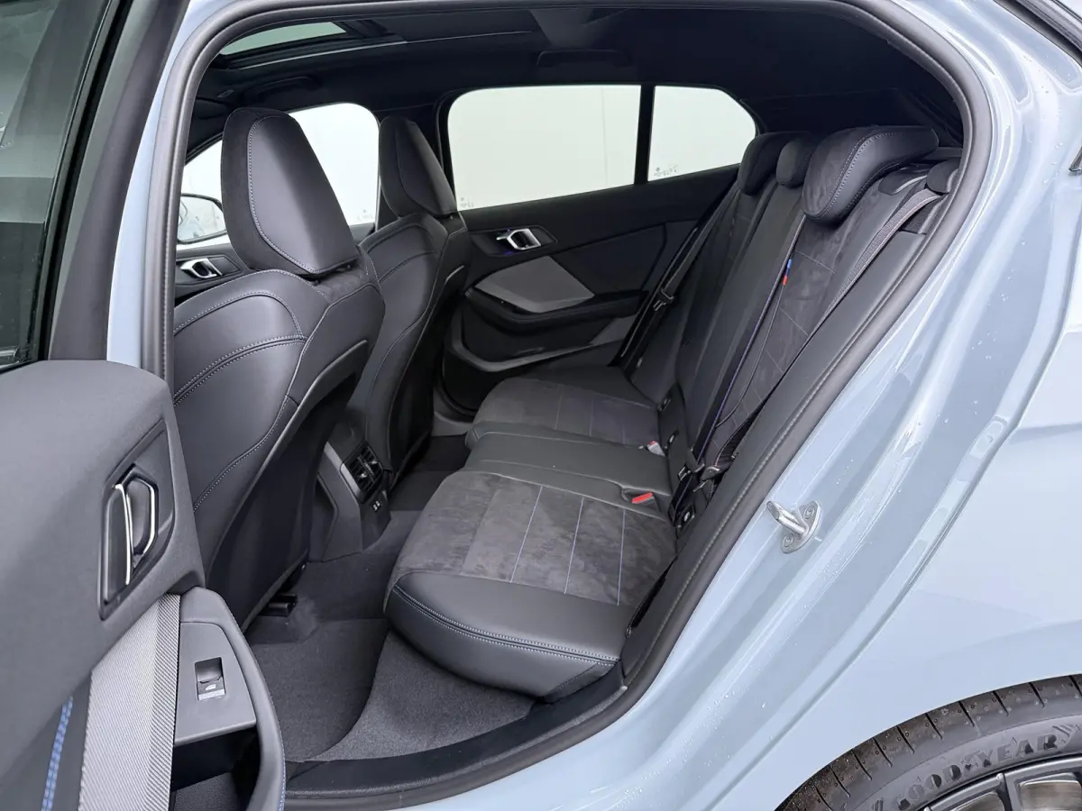 120 | M-Sport Pro | Harman Kardon | Panoramadak | Adaptive Cruise
