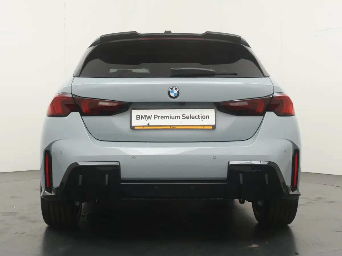 120 | M-Sport Pro | Harman Kardon | Panoramadak | Adaptive Cruise