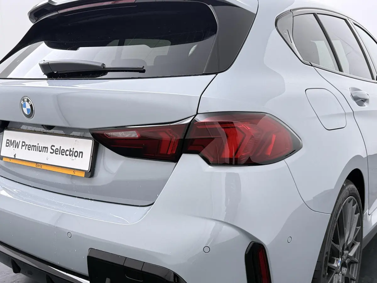 120 | M-Sport Pro | Harman Kardon | Panoramadak | Adaptive Cruise