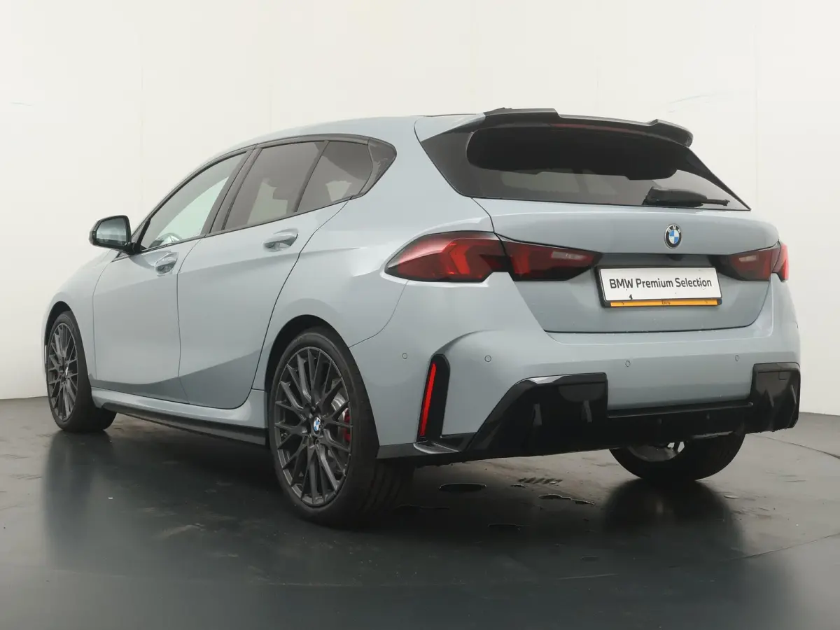 120 | M-Sport Pro | Harman Kardon | Panoramadak | Adaptive Cruise