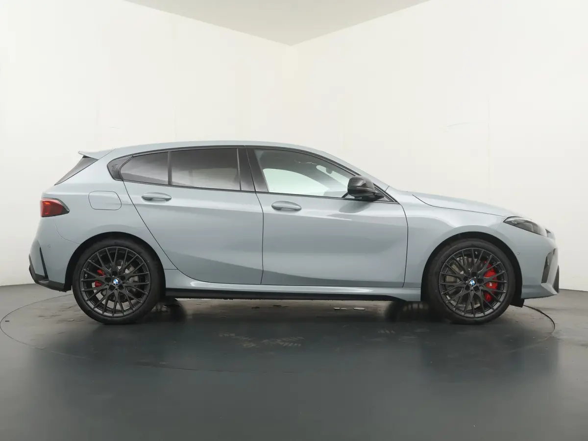 120 | M-Sport Pro | Harman Kardon | Panoramadak | Adaptive Cruise