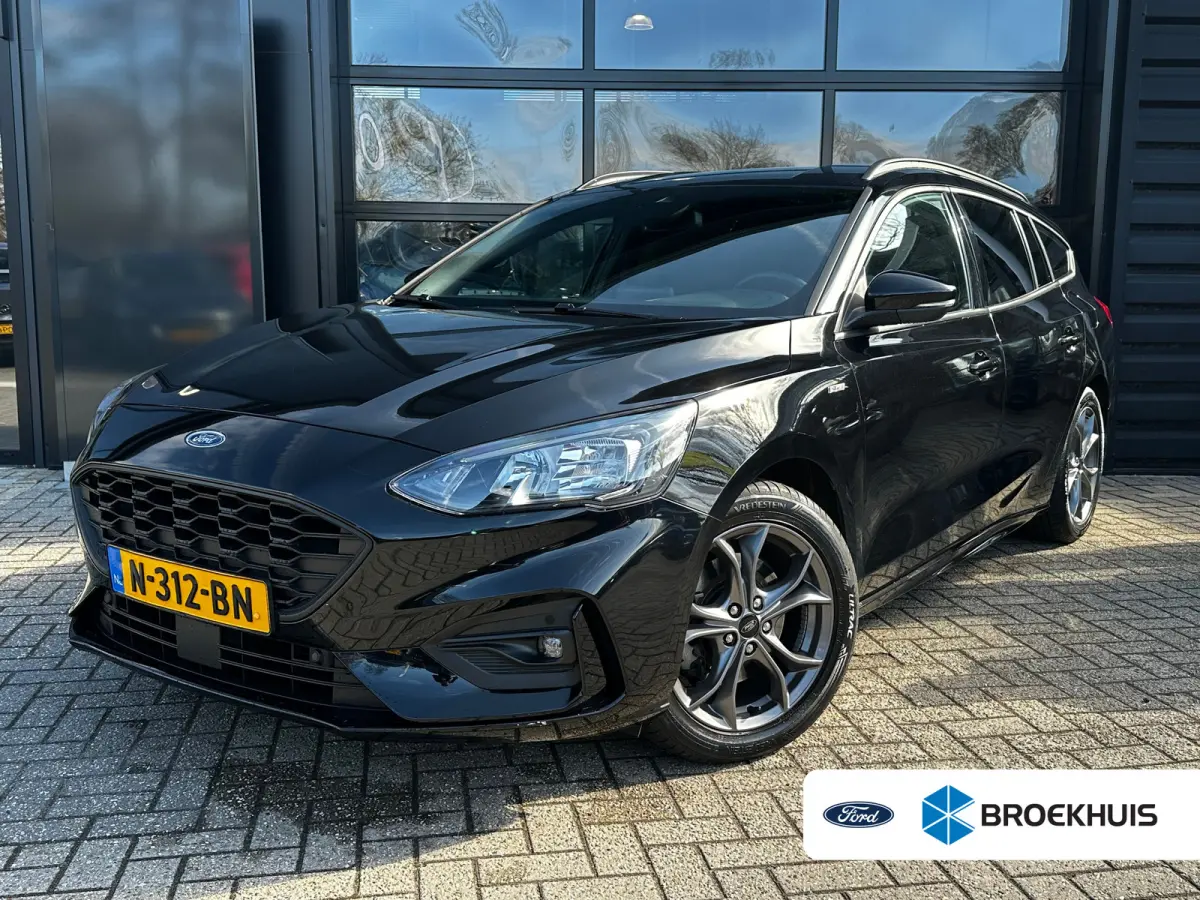 1.0 125 PK ST Line | TREKHAAK| STOEL, STUUR EN VOORRUITVERWARMING| KEYLESS ENTRY & START| CAEMRA + PARKEERSENSOREN| NAVIGATIE + APPLE CARPLAY/ANDROID AUTO| LED|