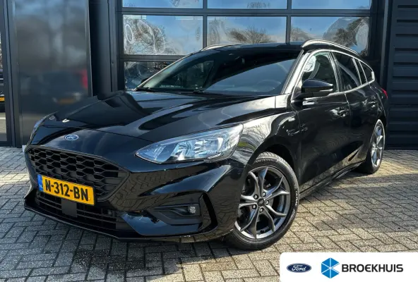 1.0 125 PK ST Line | TREKHAAK| STOEL, STUUR EN VOORRUITVERWARMING| KEYLESS ENTRY & START| CAEMRA + PARKEERSENSOREN| NAVIGATIE + APPLE CARPLAY/ANDROID AUTO| LED|