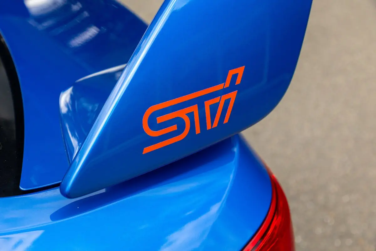 STI 2.5 T Sport WR Blue Pearl I Collector's item I Invidia uitlaatsysteem I Goed onderhouden I Uniek