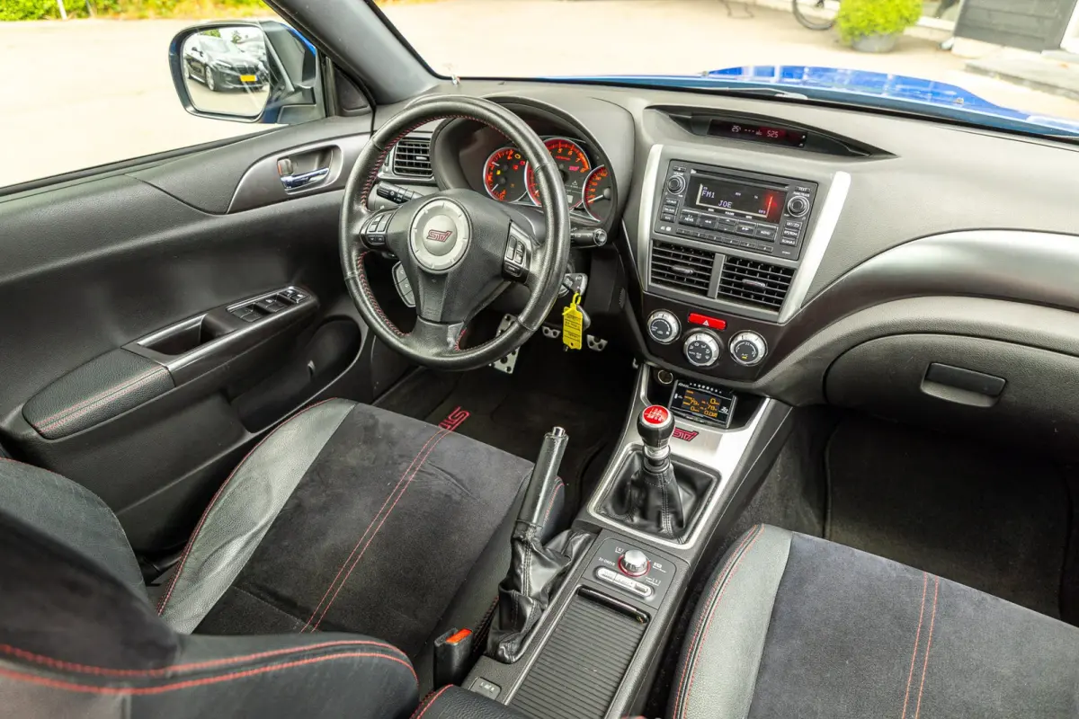 STI 2.5 T Sport WR Blue Pearl I Collector's item I Invidia uitlaatsysteem I Goed onderhouden I Uniek
