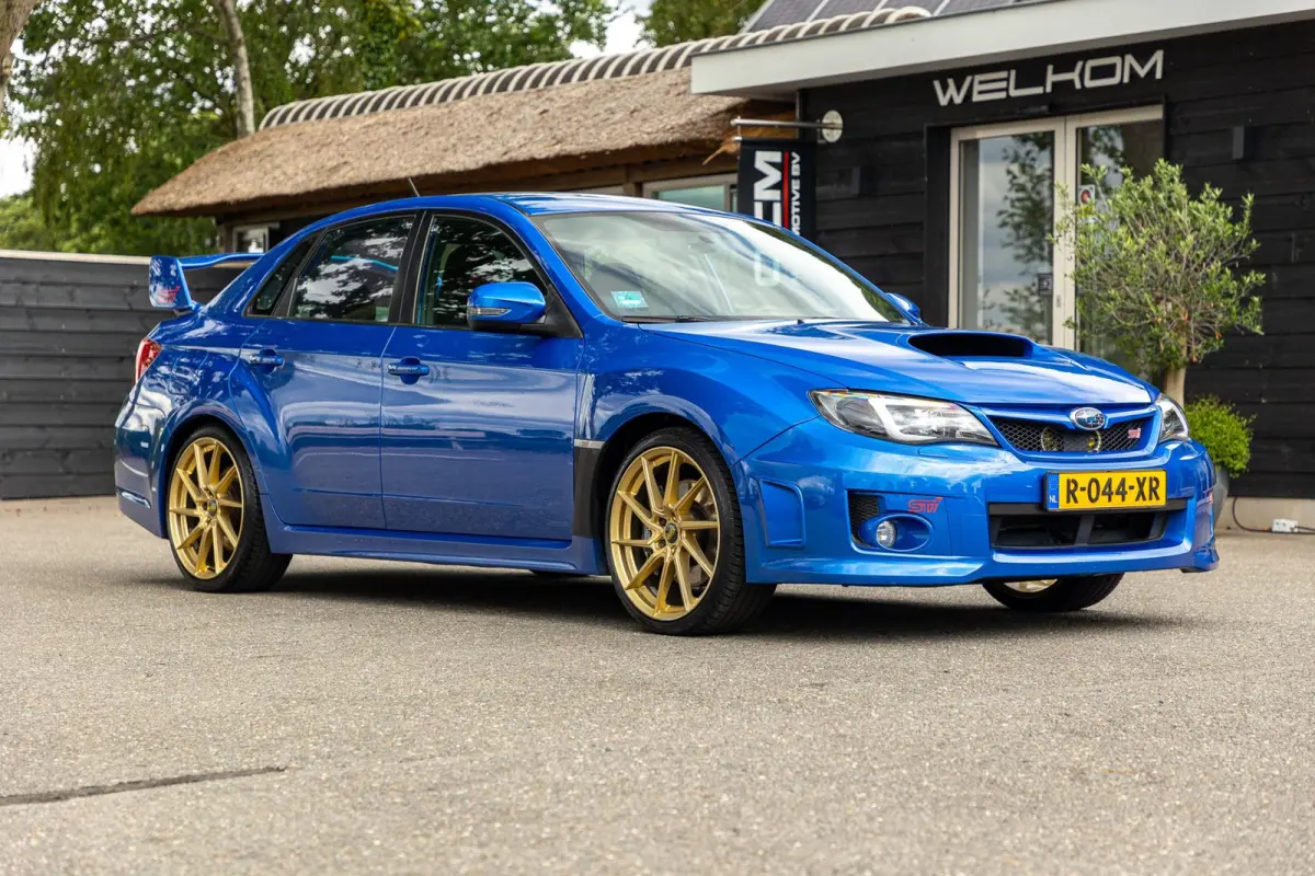 STI 2.5 T Sport WR Blue Pearl I Collector's item I Invidia uitlaatsysteem I Goed onderhouden I Uniek