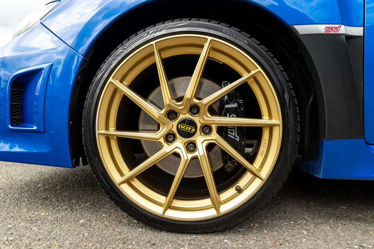 STI 2.5 T Sport WR Blue Pearl I Collector's item I Invidia uitlaatsysteem I Goed onderhouden I Uniek