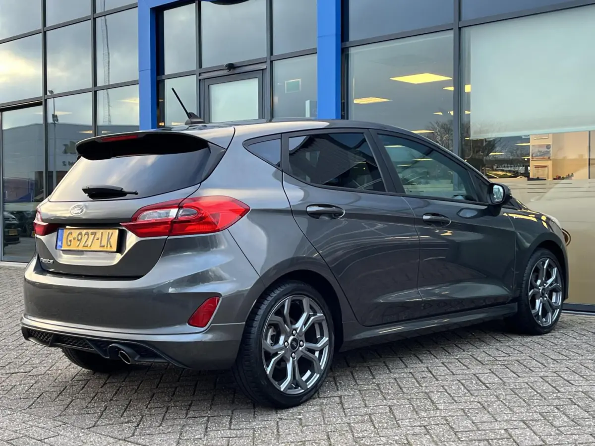 1.0 EcoBoost ST-Line 100PK Cruise Navi Climate Privacy Glass "17 Inch Velgen Full LED *Sportief*