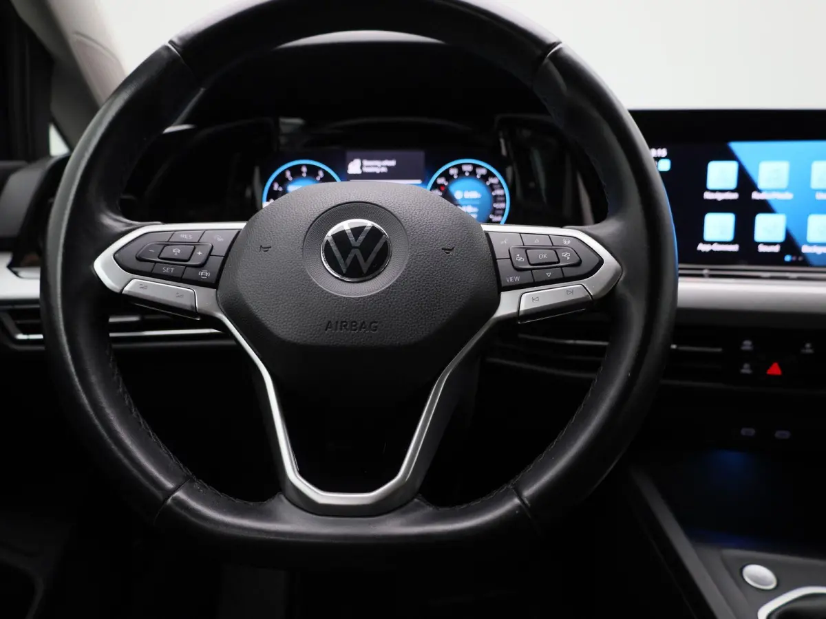 VIII 1.0 TSI 81kW Life | Apple Carplay / Android Auto | Virtual Cockpit | Lichtmetalen Velgen |