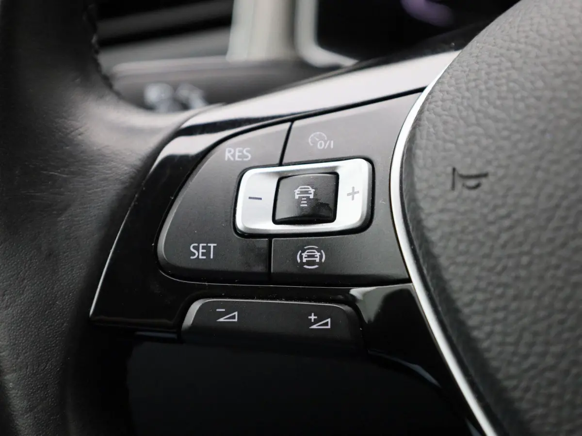 1.5 TSI Style Business | 150 PK | Apple Carplay / Android Auto | Elektrische Kofferklep | Virtual Cockpit | Parkeersensoren |