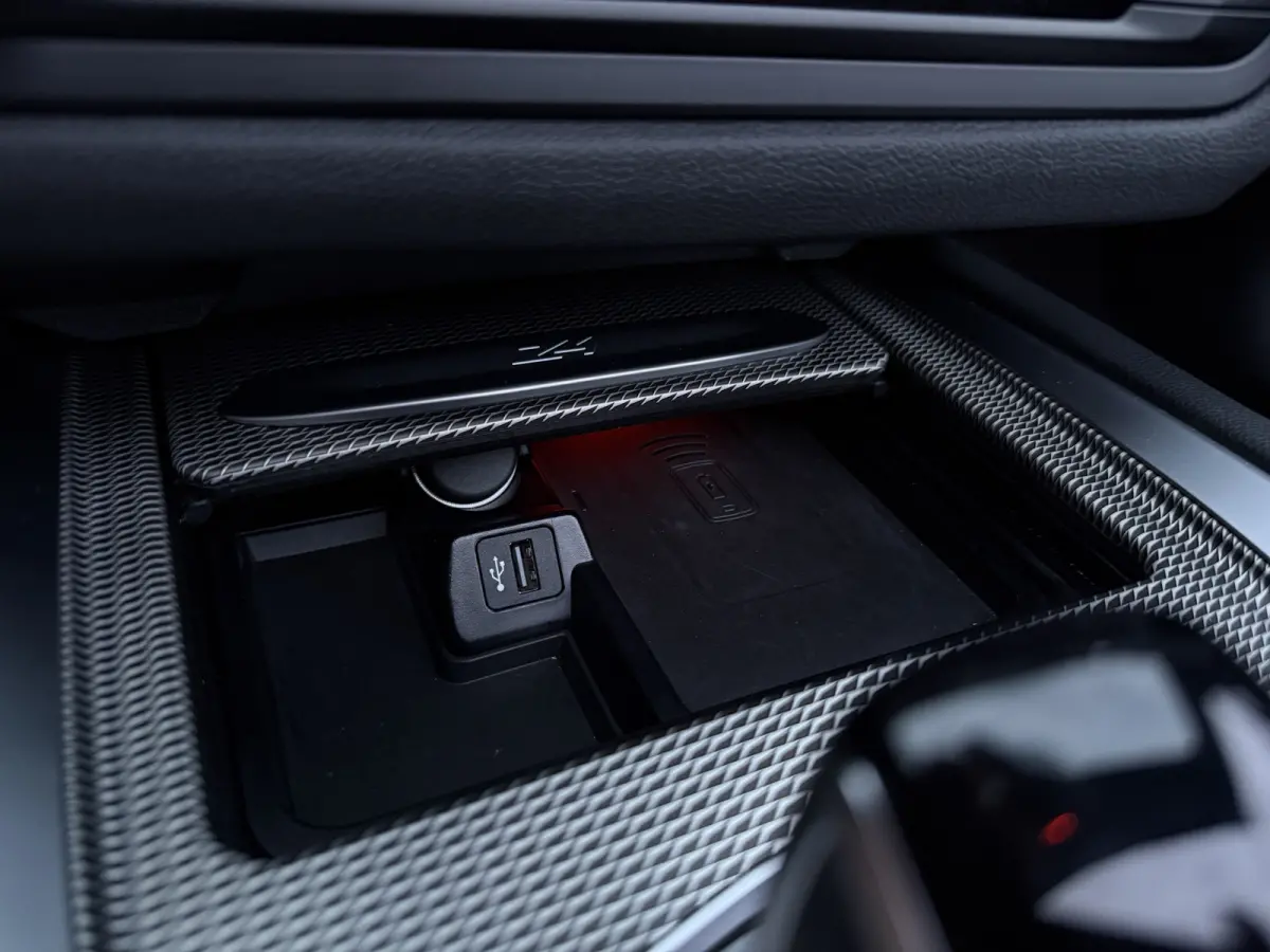 [G29] M40i High Executive l Head-Up l Harman/Kardon l Driving Assistant l Camera l Keyless