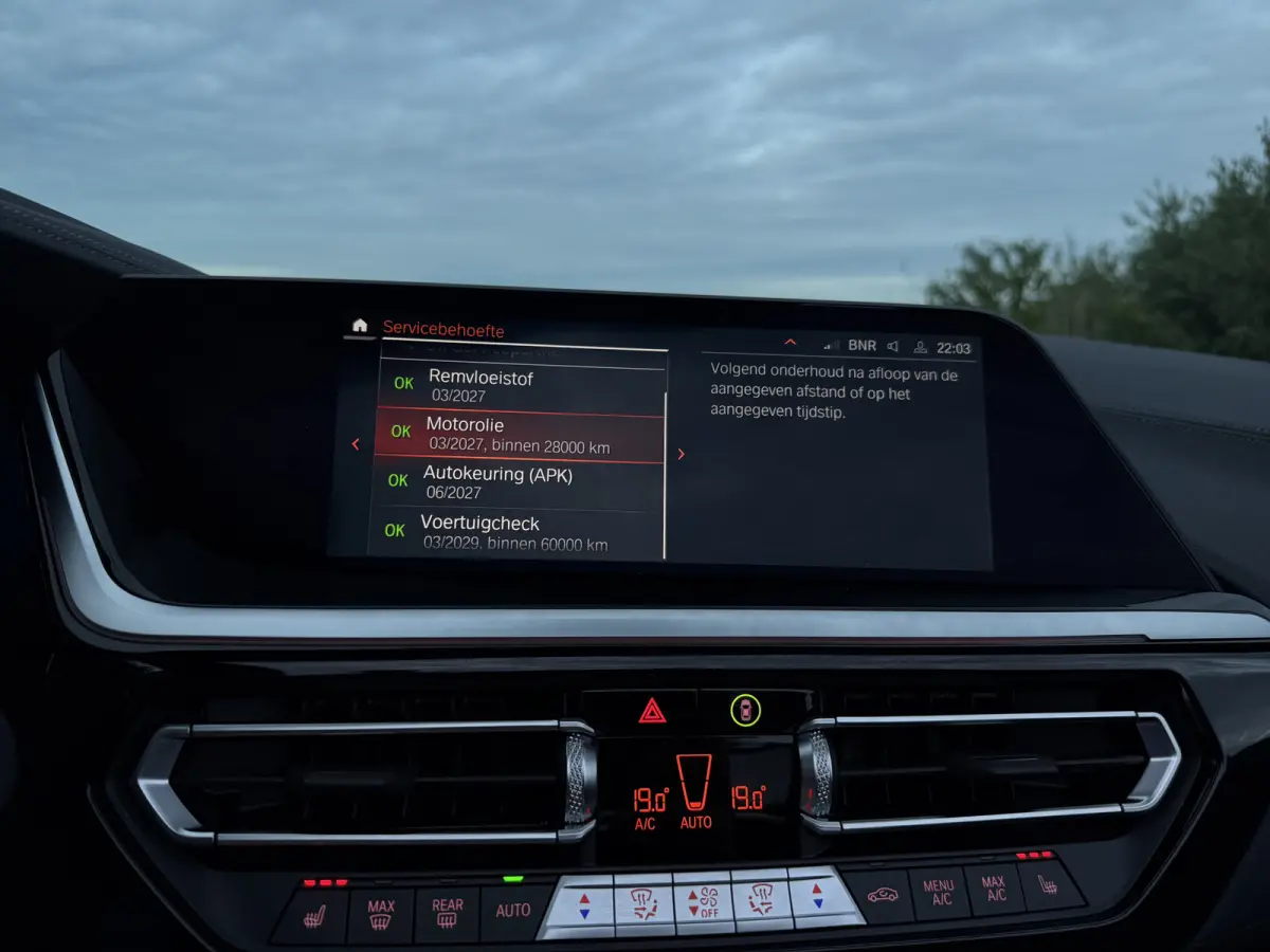 [G29] M40i High Executive l Head-Up l Harman/Kardon l Driving Assistant l Camera l Keyless
