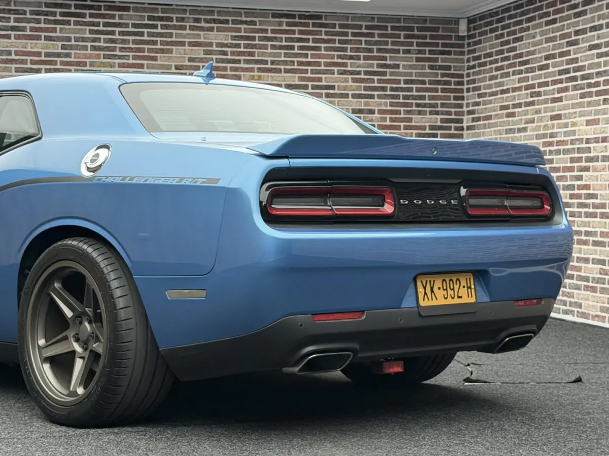 5.7 V8 R/T Plus SUPER TRACK PACK