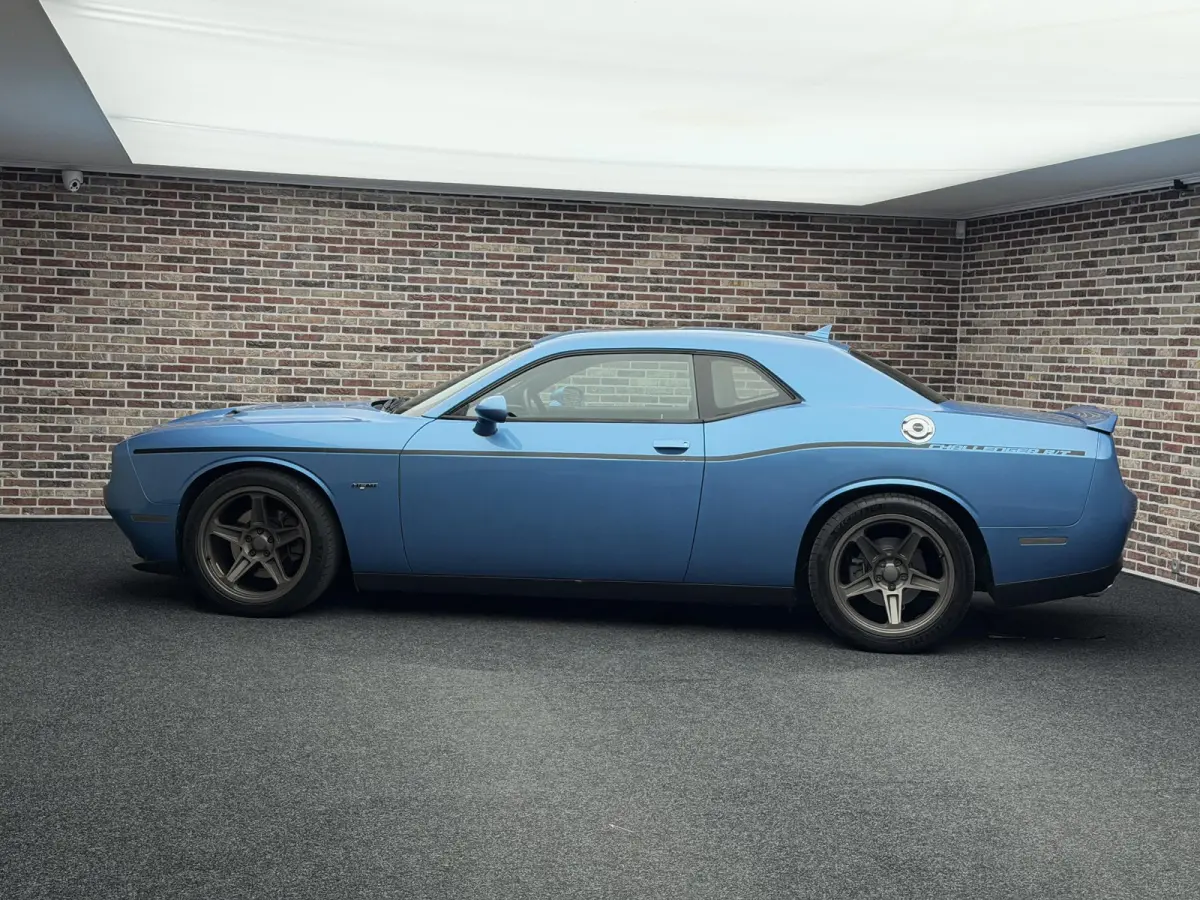 5.7 V8 R/T Plus SUPER TRACK PACK
