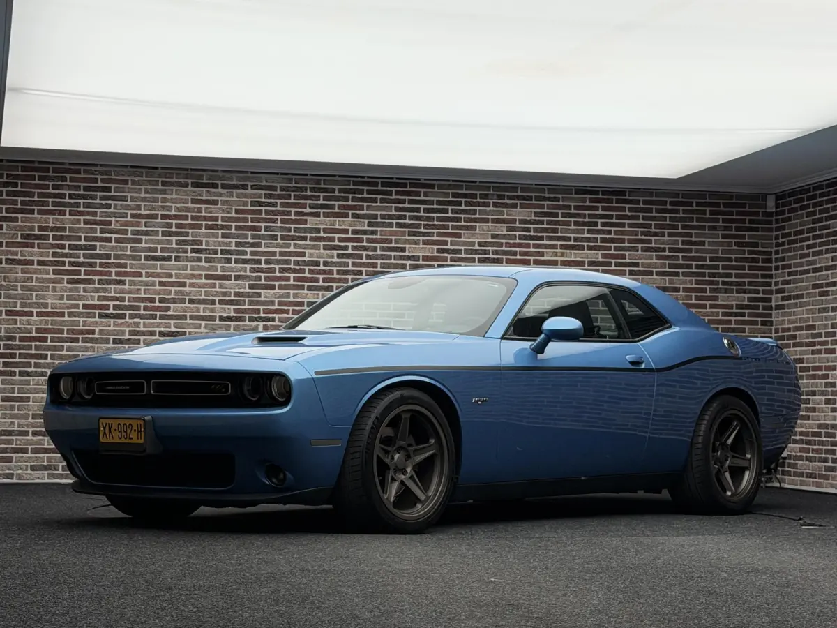 5.7 V8 R/T Plus SUPER TRACK PACK