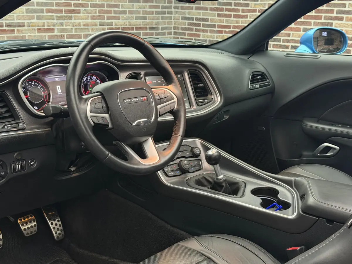 5.7 V8 R/T Plus SUPER TRACK PACK