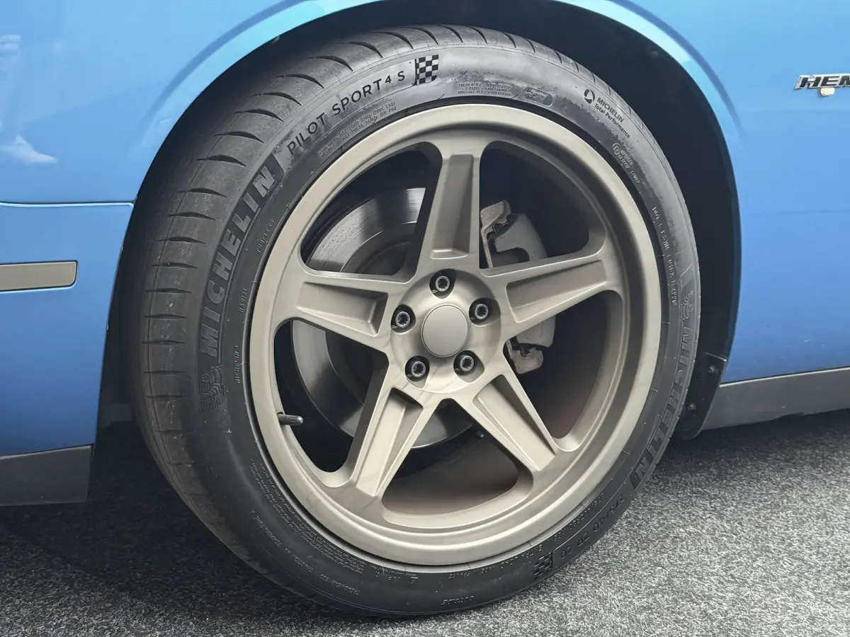 5.7 V8 R/T Plus SUPER TRACK PACK