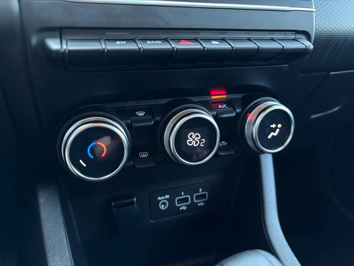 1.6 E-Tech Hybrid 145 PK Equilibre ✅ LED ✅ CarPlay ✅ Navi