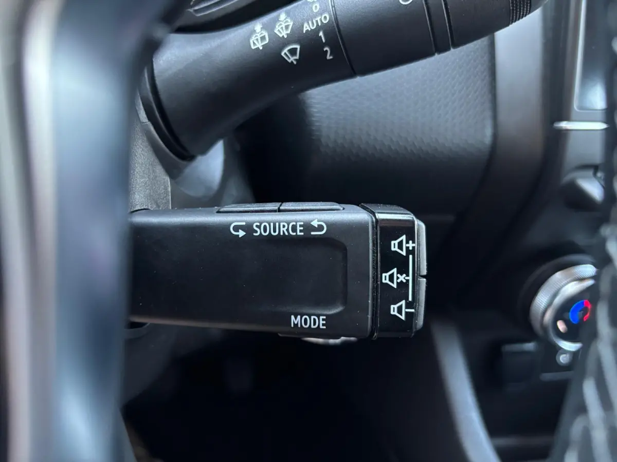 1.6 E-Tech Hybrid 145 PK Equilibre ✅ LED ✅ CarPlay ✅ Navi