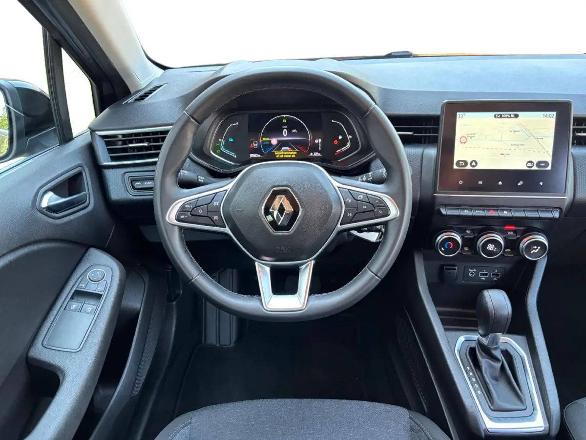 1.6 E-Tech Hybrid 145 PK Equilibre ✅ LED ✅ CarPlay ✅ Navi