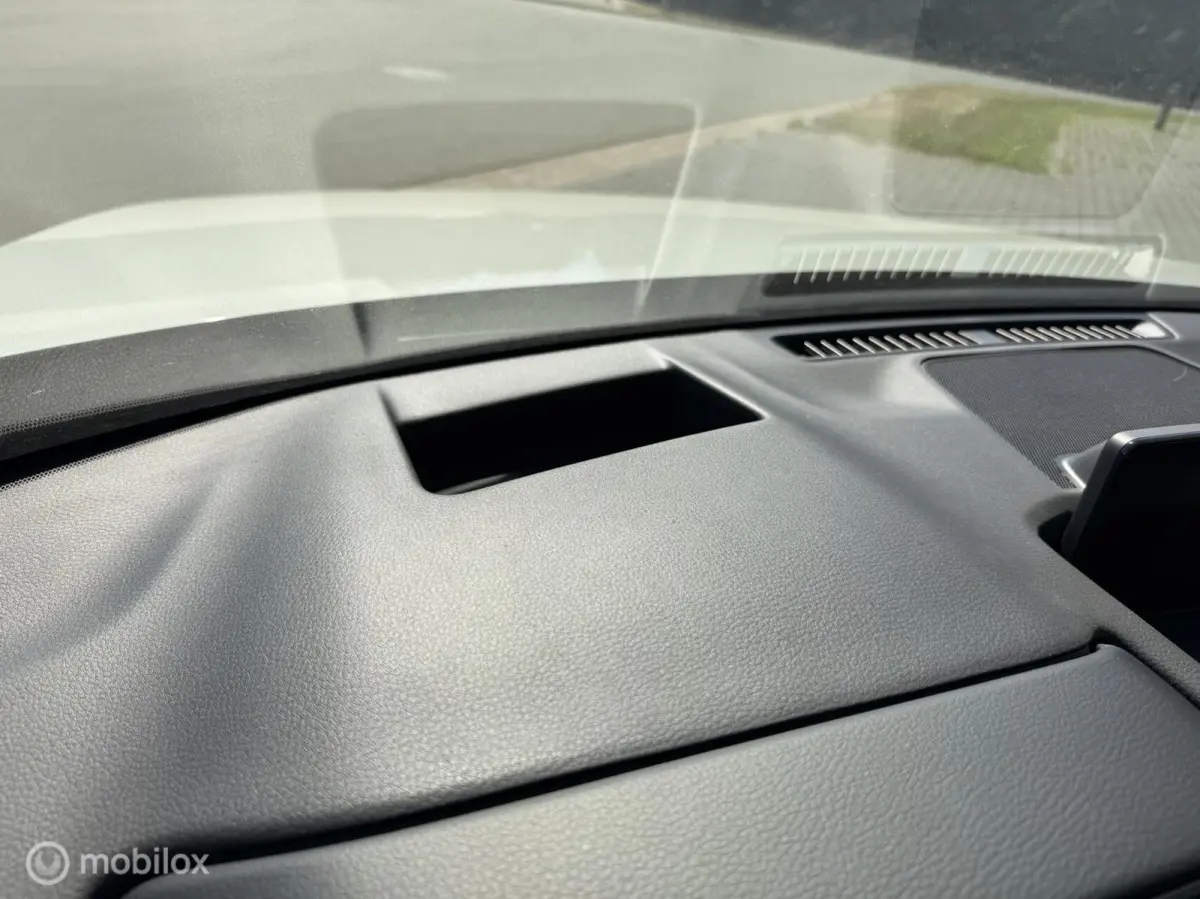 e-SkyActiv 145 Comfort 36 kWh | SOH 94% | CCS | HUD | Camera