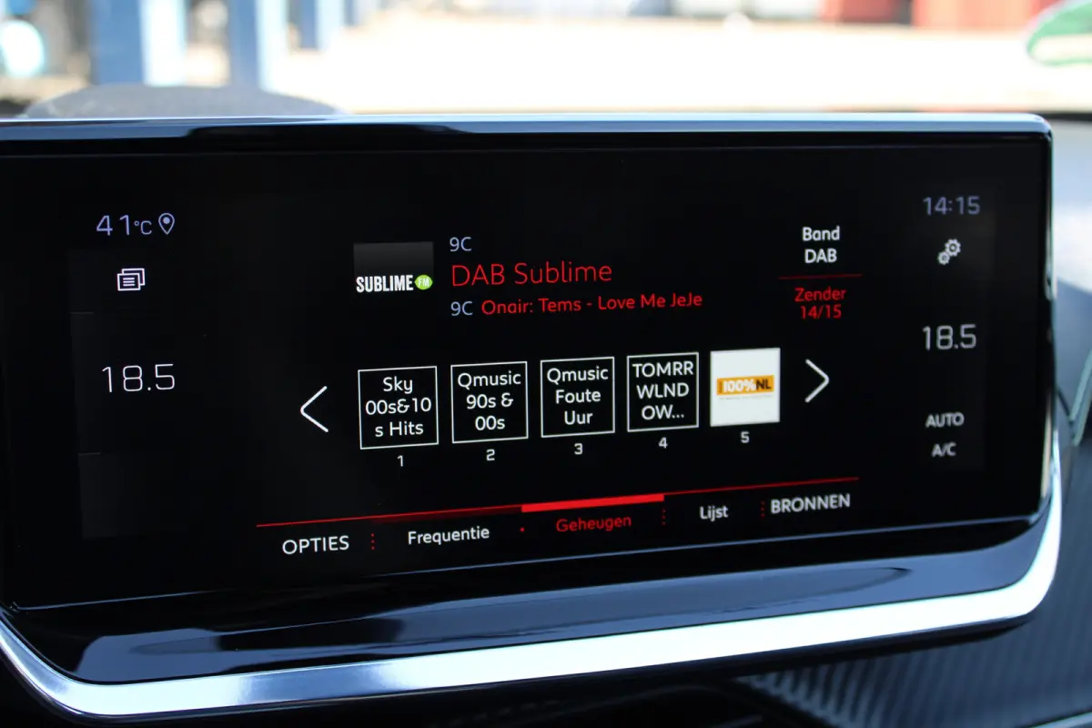 1.2 PureTech GT Pack Stoelverwarming | Adaptive Cruise Control | Navigatie | Focal HiFi | Android Auto/Apple Carplay