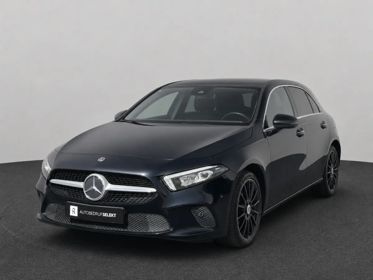 200 | Widescreen | Carplay | Sfeerverlichting | AMG velgen | Camera | Stoelver. | Dealer onderhouden | A200