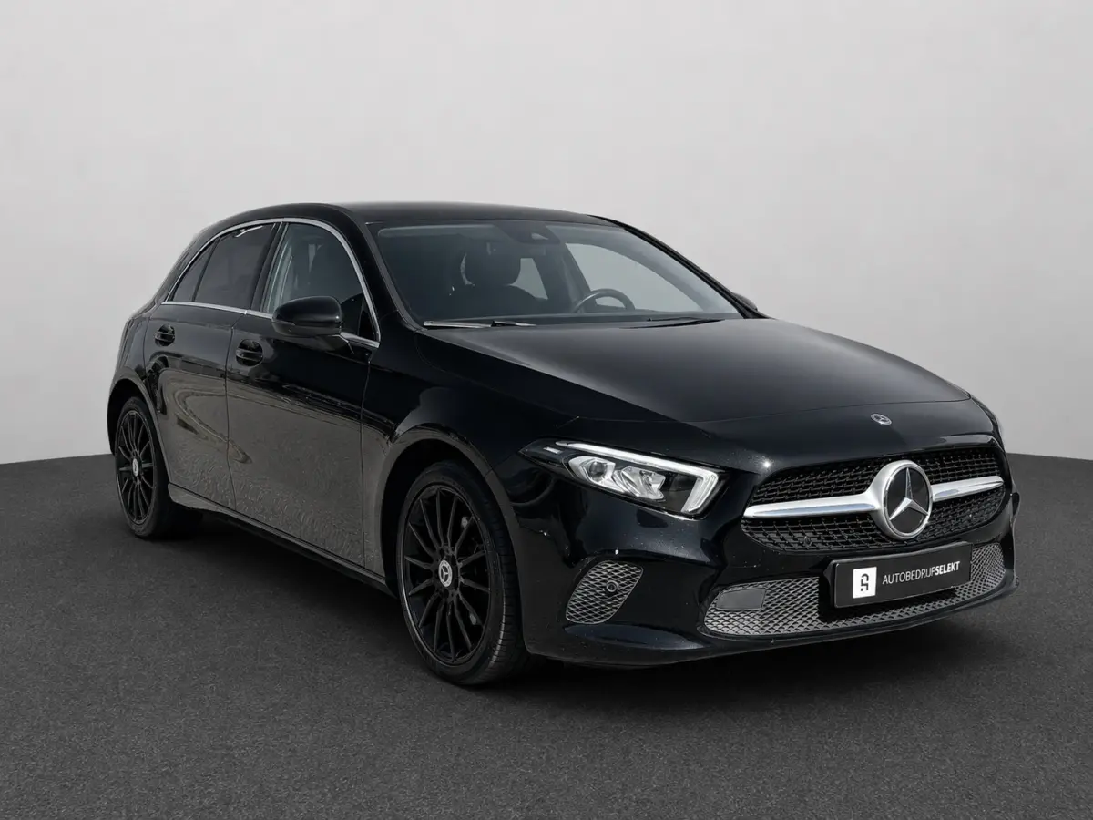 200 | Widescreen | Carplay | Sfeerverlichting | AMG velgen | Camera | Stoelver. | Dealer onderhouden | A200
