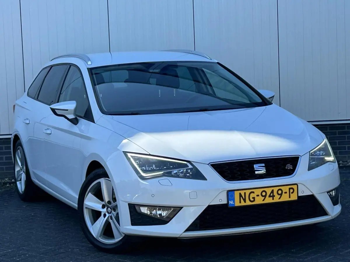 1.4 EcoTSI 150pk FR Connect NAVI + STOEL V.W. I PDC V+A I LED