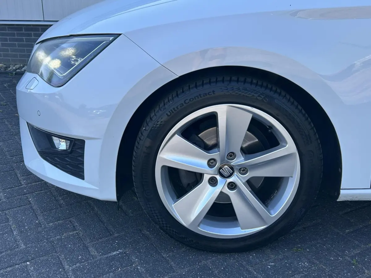 1.4 EcoTSI 150pk FR Connect NAVI + STOEL V.W. I PDC V+A I LED