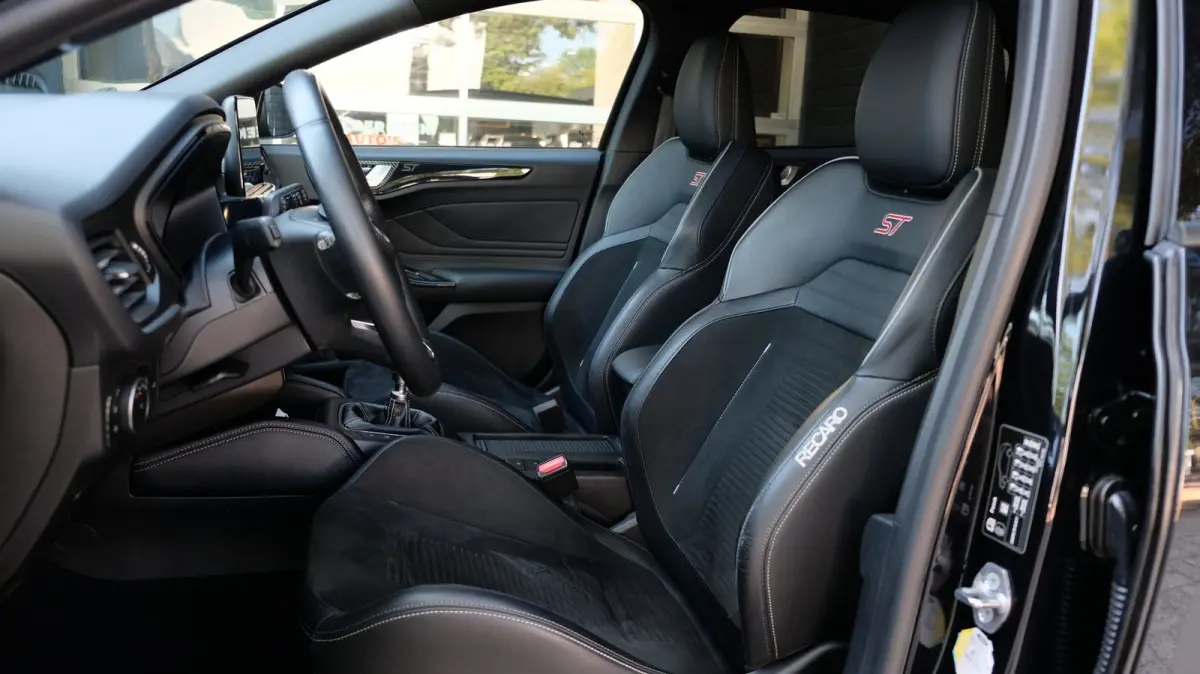 2.3 EcoBoost ST-3 B&O|Carplay|Milltek|Vol!!