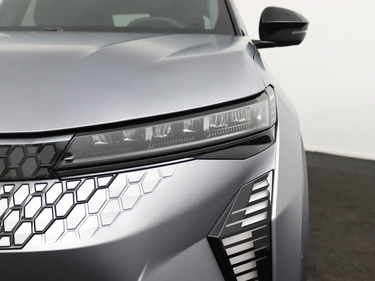 esprit Alpine 220 pk long range |  advanced driving assist & augmented vision | Harman Kardon | Panoramadak |