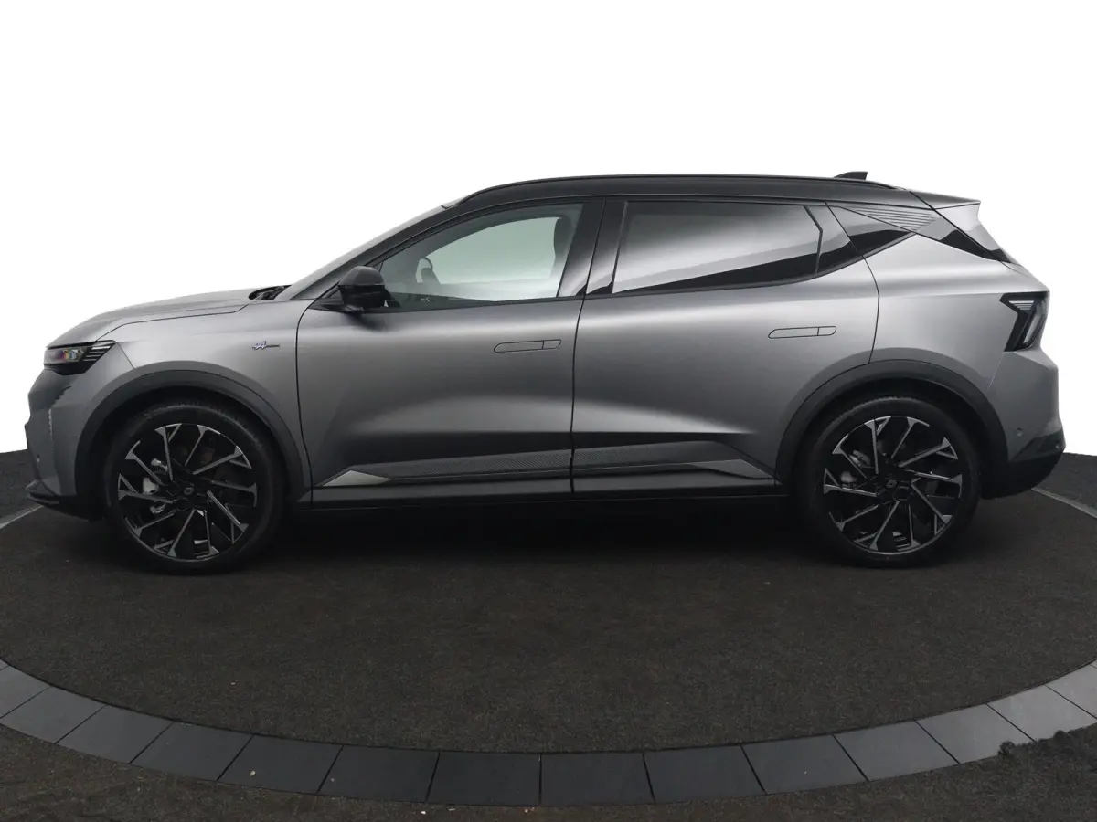 esprit Alpine 220 pk long range |  advanced driving assist & augmented vision | Harman Kardon | Panoramadak |