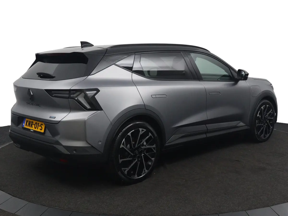 esprit Alpine 220 pk long range |  advanced driving assist & augmented vision | Harman Kardon | Panoramadak |