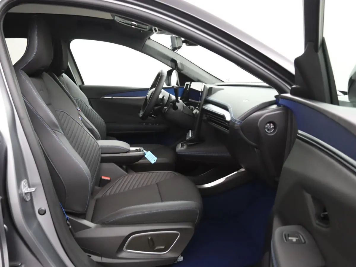 esprit Alpine 220 pk long range |  advanced driving assist & augmented vision | Harman Kardon | Panoramadak |