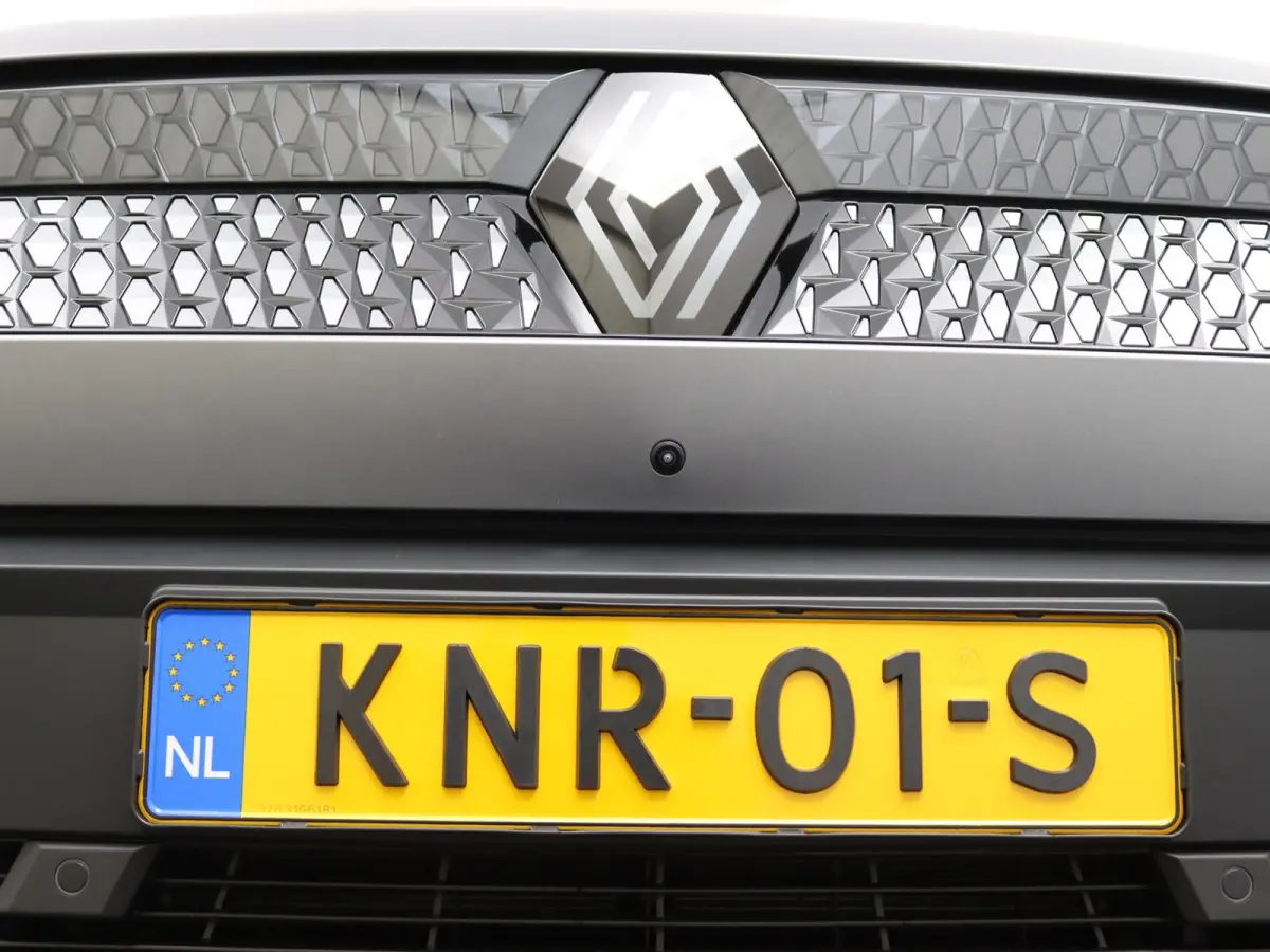 esprit Alpine 220 pk long range |  advanced driving assist & augmented vision | Harman Kardon | Panoramadak |