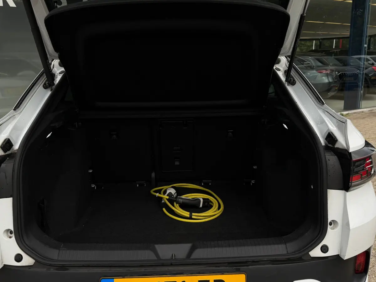 ID.5 Pro 77 kWh SOH 93.77%Dealer onderhouden/Eerste eigenaar/IQ Ligh