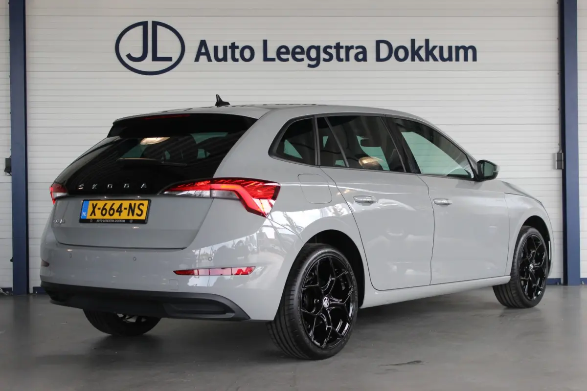 1.0 TSI Sport Business Steel Grey | Carplay | Sportstoelen | Carplay | Clima | LED | Bluetooth | Cruise | 18" LMV | PDC