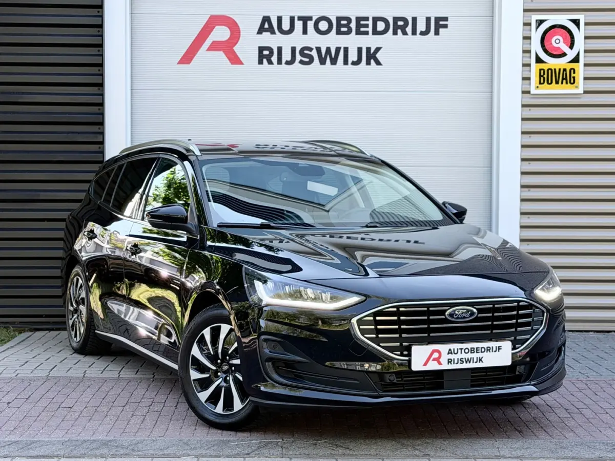 1.0 EcoBoost Hybrid Titanium X