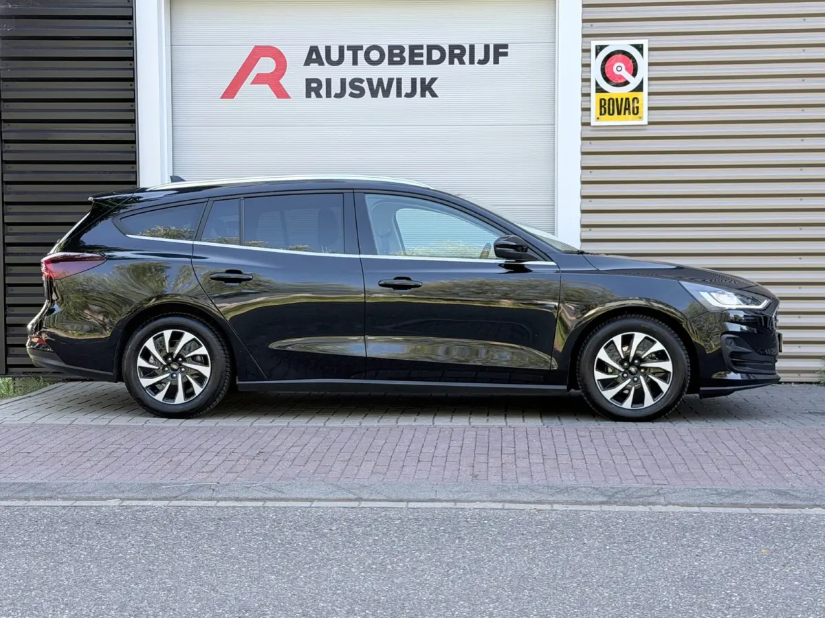 1.0 EcoBoost Hybrid Titanium X
