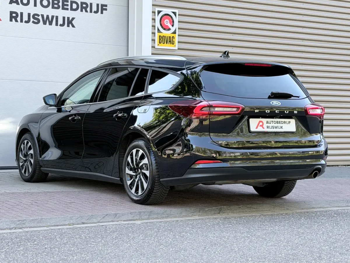 1.0 EcoBoost Hybrid Titanium X