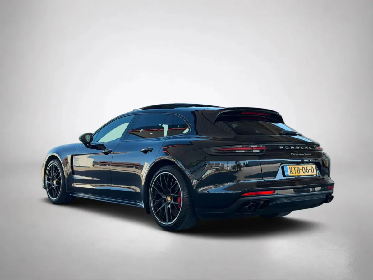 4.0 Turbo VOL!!!(Panorama, Sportuitlaat, 18-delige stoelen, Sport Chrono, Stoelkoeling, Etc)