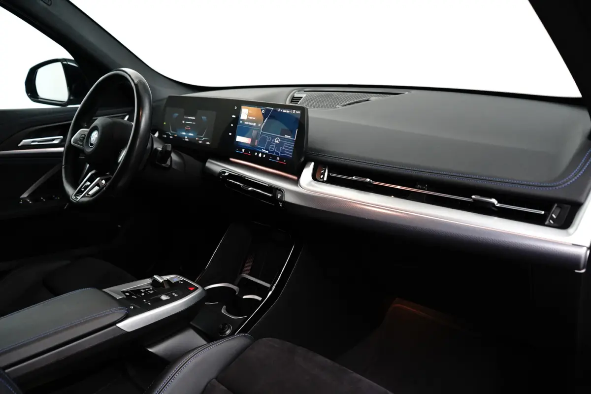 xDrive30 67 kWh M Sport | Camera | Cruise Control | BTW-Auto | Apple Carplay | Navigatie