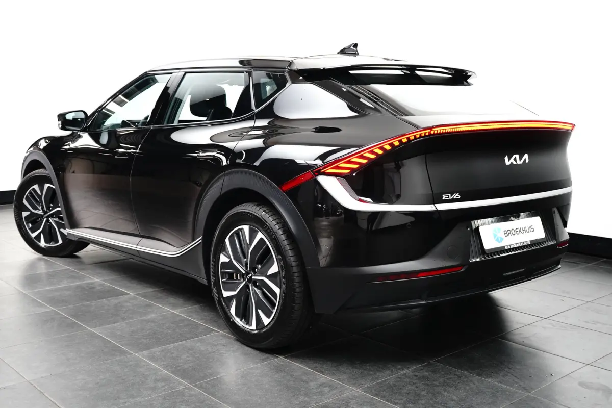 Edition 77.4 kWh | Stoelverwarming | Camera | Apple Carplay | Adap. Cruise | Leder | BTW-Auto