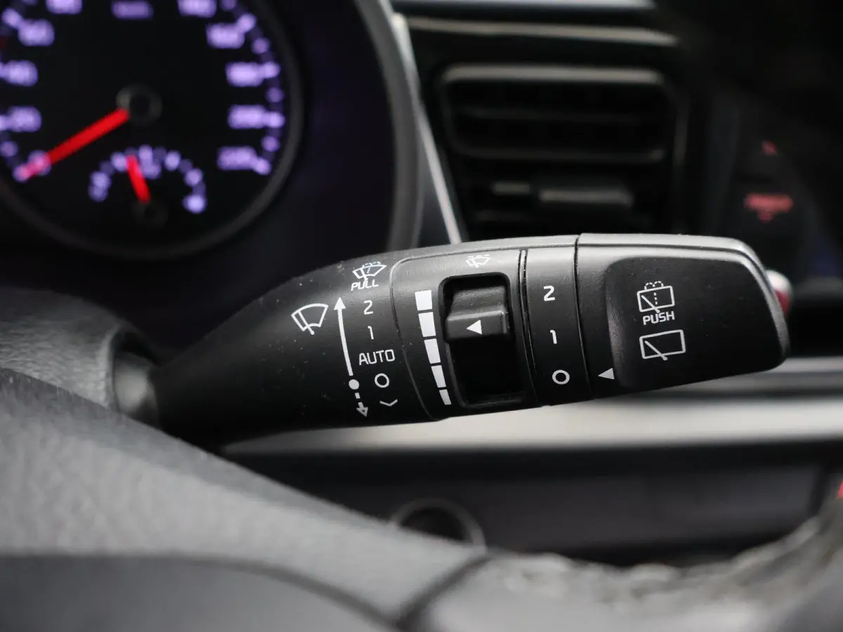 1.0 TGDI DynamicPlusLine | Keyless | Navigatie | Climate Control | Parkeercamera